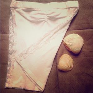 White tube top with lace siding